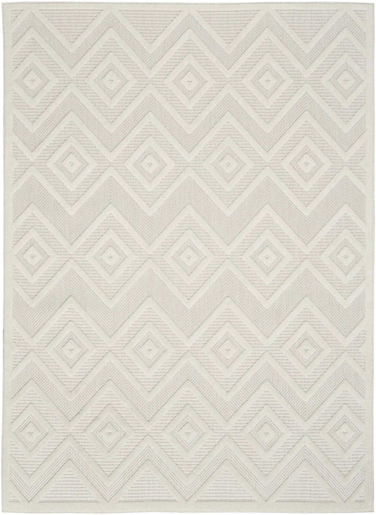 5' X 7' Ivory And White Argyle Indoor Outdoor Area Rug - Homeroots - Flyclothing LLC