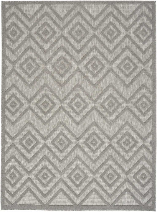 5' X 7' Silver Grey Argyle Indoor Outdoor Area Rug - Homeroots - Flyclothing LLC