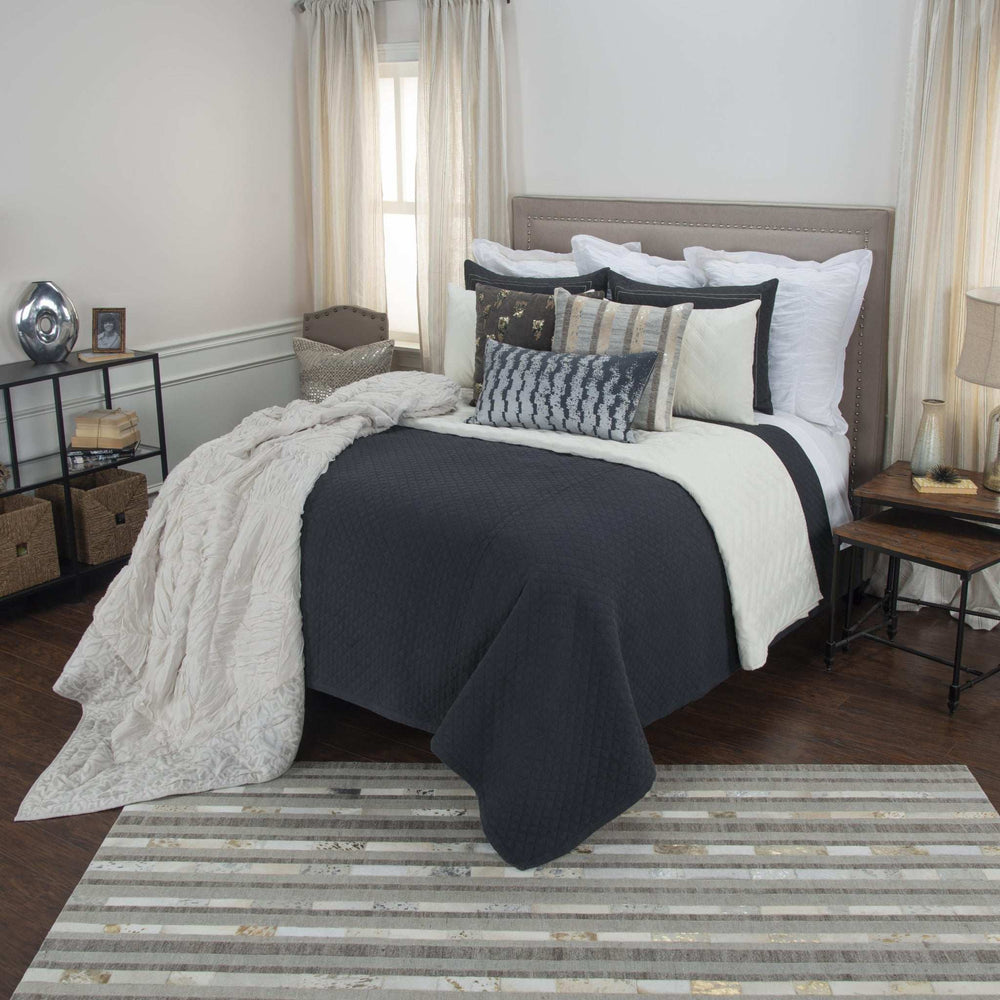 Indigo King 100% Cotton 300 Thread Count Machine Washable Down Alternative Comforter - Homeroots - Flyclothing LLC