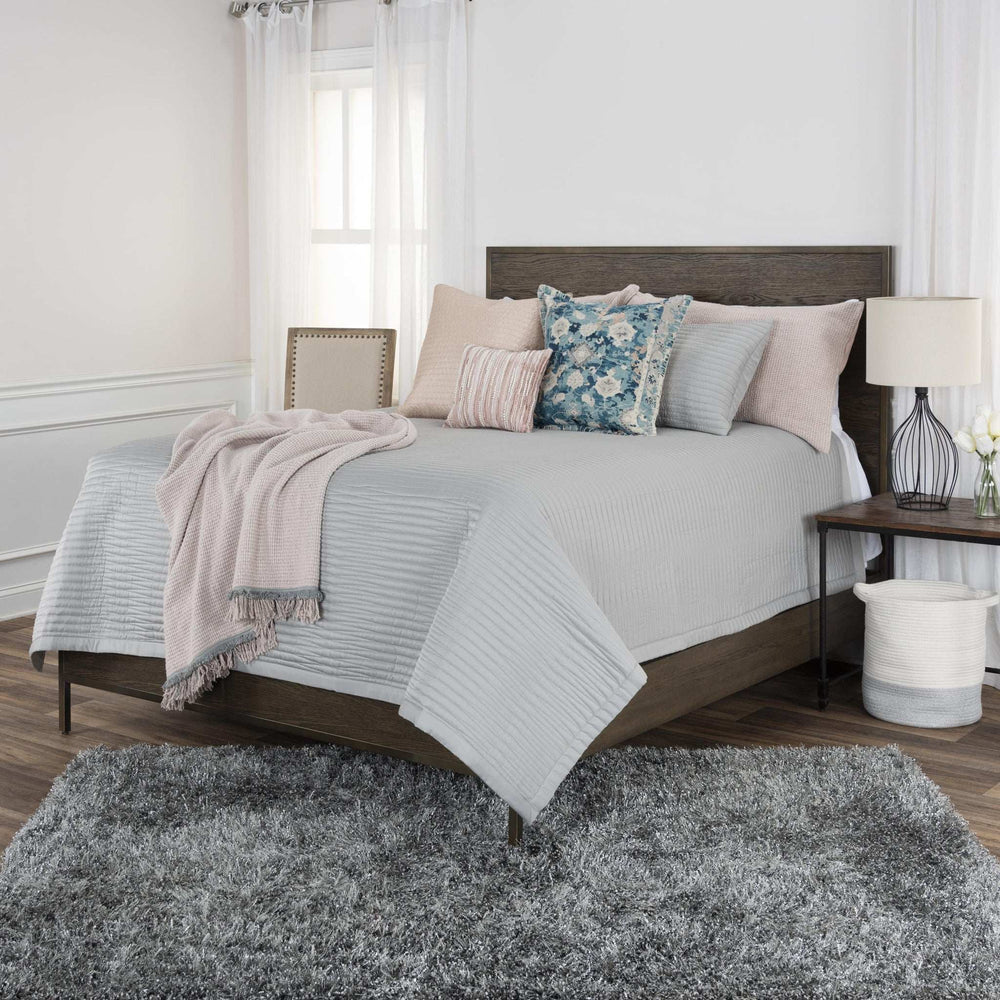 Grey King Microfiber 300 Thread Count Machine Washable Down Alternative Comforter - Homeroots - Flyclothing LLC