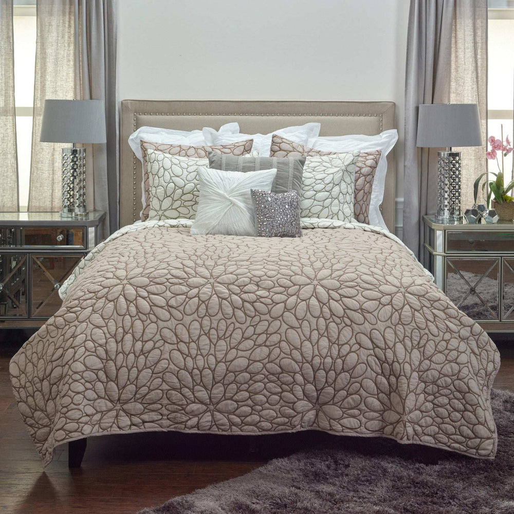 Dark Blush Queen 100% Cotton 300 Thread Count Machine Washable Down Alternative Comforter - Homeroots - Flyclothing LLC