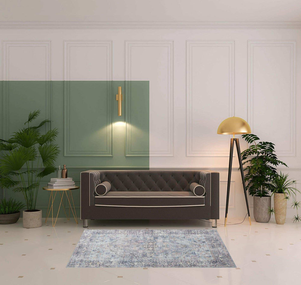 4' X 6' Light Grey And Blue Oriental Power Loom Distressed Washable Area Rug - Homeroots - Flyclothing LLC