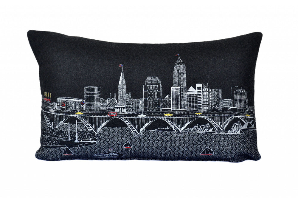 25" Black Cleveland Nighttime Skyline Lumbar Decorative Pillow - Homeroots - Flyclothing LLC