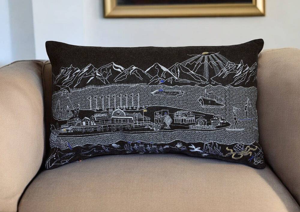 14" X 24" Black Gray and White Hometown Pride Wool Lumbar Throw Pillow - Homeroots - Flyclothing LLC