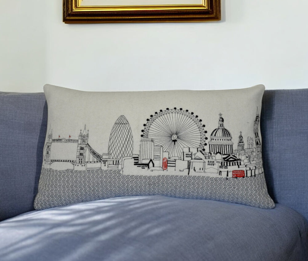 25" White London Daylight Skyline Lumbar Decorative Pillow - Homeroots - Flyclothing LLC