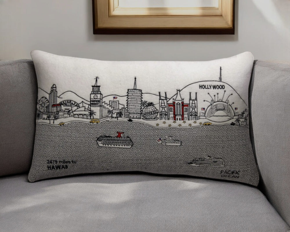 25" White Los Angeles Daylight Skyline Lumbar Decorative Pillow - Homeroots - Flyclothing LLC