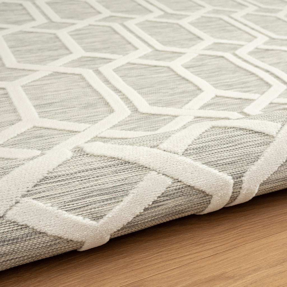 5' X 7' Gray And Ivory Geometric Stain Resistant Indoor Outdoor Area Rug - Homeroots - Flyclothing LLC
