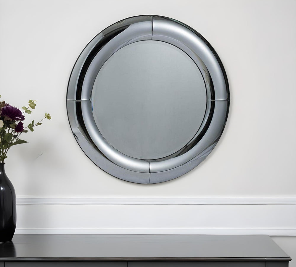 32" Silver Round Curved Frame Accent Mirror - Homeroots - Flyclothing LLC