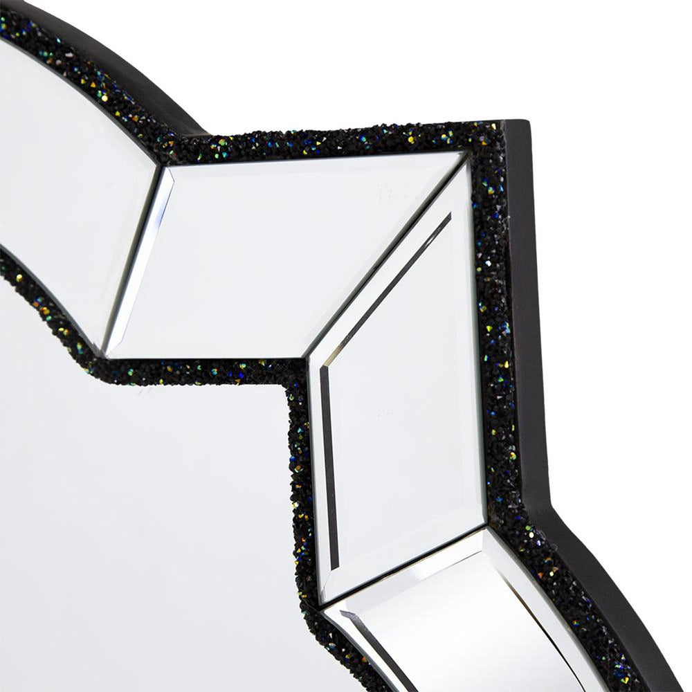 32" Clear Scalloped Glass Framed Accent Mirror - Homeroots - Flyclothing LLC