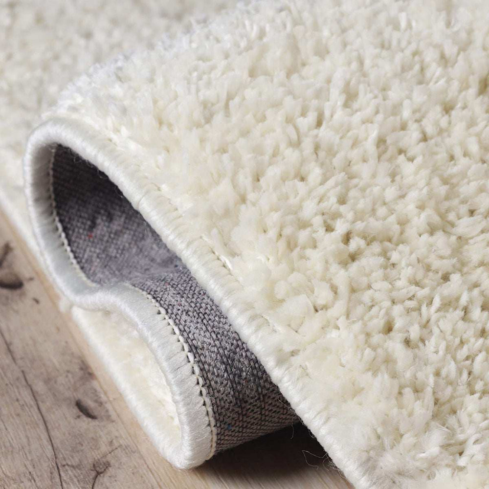 4' X 6' Ivory Shag Stain Resistant Area Rug - Homeroots - Flyclothing LLC