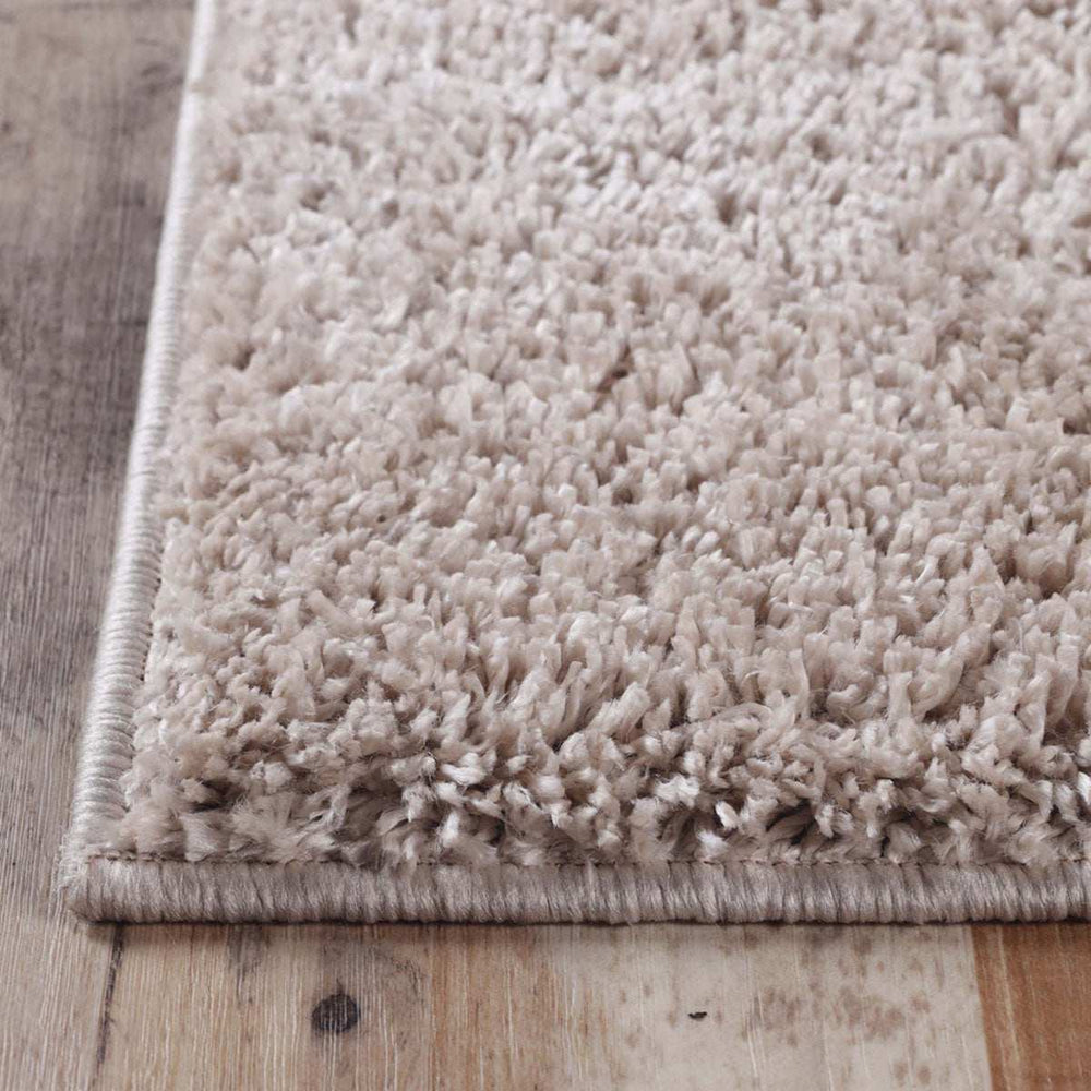 5' X 8' Beige Shag Stain Resistant Area Rug - Homeroots - Flyclothing LLC