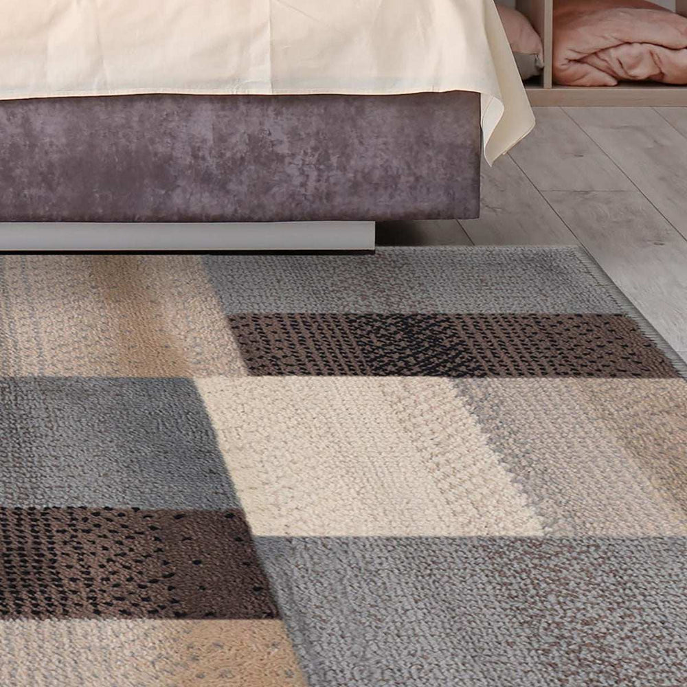 7' X 9' Grey-Brown Patchwork Power Loom Stain Resistant Area Rug - Homeroots - Flyclothing LLC