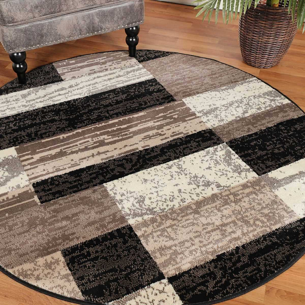 5' Round Chocolate Round Patchwork Power Loom Stain Resistant Area Rug - Homeroots - Flyclothing LLC