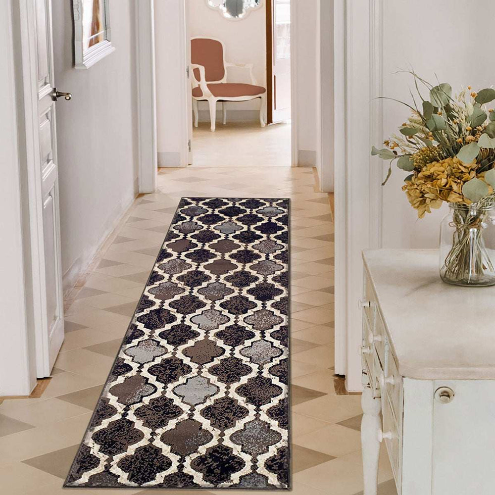 8' Chocolate Quatrefoil Power Loom Distressed Stain Resistant Runner Rug - Homeroots - Flyclothing LLC
