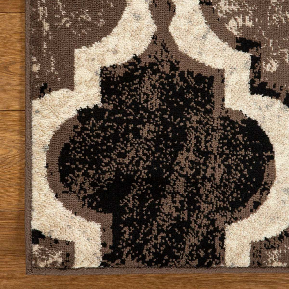 8' Square Ivory Square Quatrefoil Power Loom Distressed Stain Resistant Area Rug - Homeroots - Flyclothing LLC