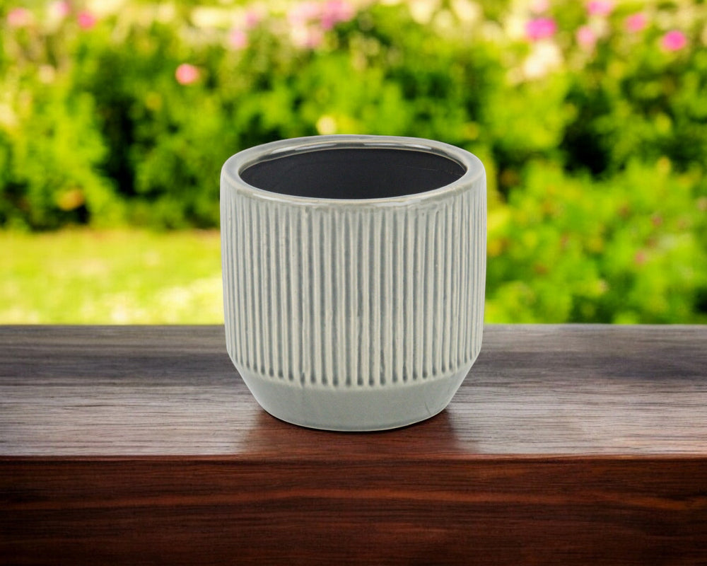 6" Gray Striped Ceramic Indoor Outdoor Round Pot Planter - Homeroots - Flyclothing LLC