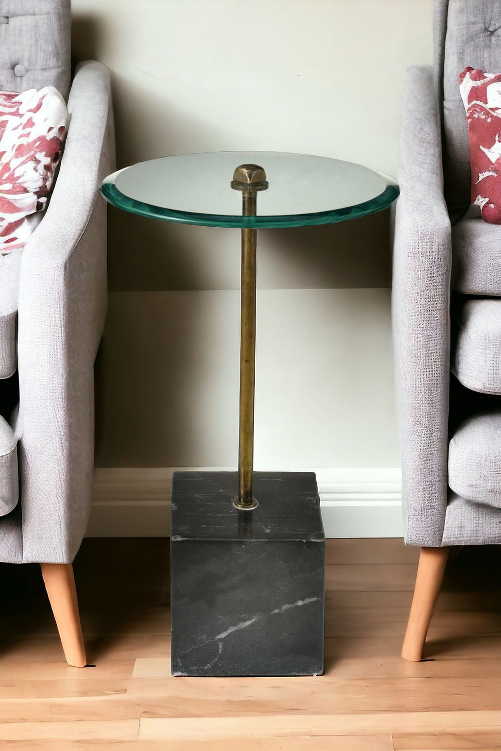 22" Black And Clear Glass Round End Table - Homeroots