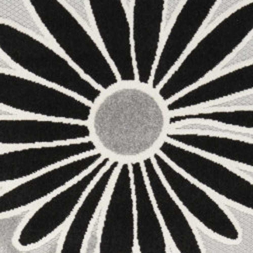 8' X 11' Black And White Floral Stain Resistant Non Skid Area Rug - Homeroots - Flyclothing LLC