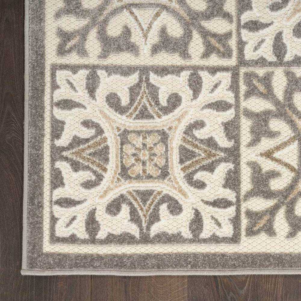 8' X 11' Ivory And Grey Fleur De Lis Stain Resistant Non Skid Area Rug - Homeroots - Flyclothing LLC