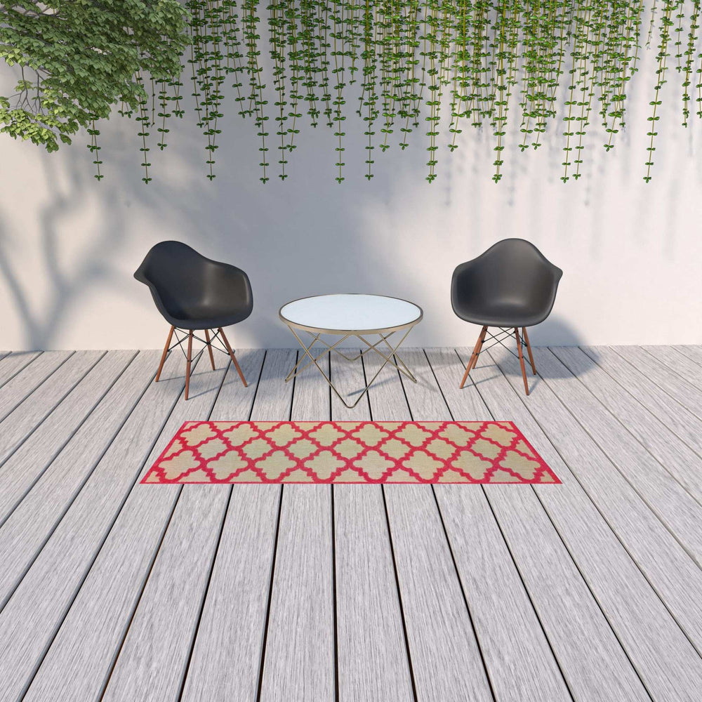 2' X 8' Red Geometric Stain Resistant Indoor Outdoor Area Rug - Homeroots - Flyclothing LLC