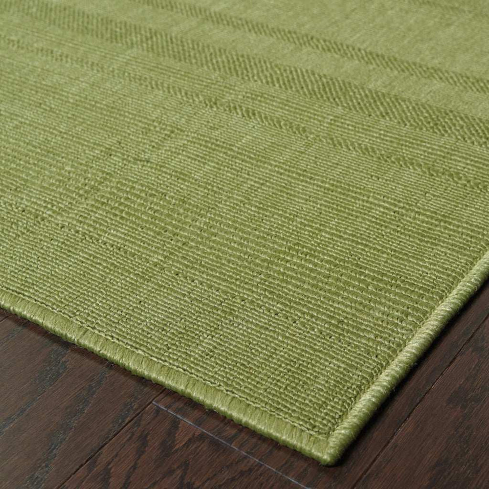 9' X 13' Green Stain Resistant Indoor Outdoor Area Rug - Homeroots - Flyclothing LLC
