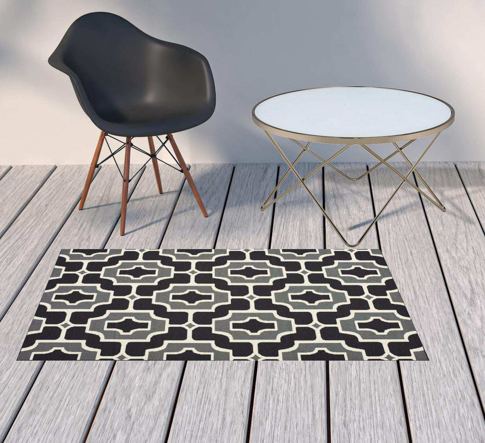 2' X 4' Black and Gray Geometric Stain Resistant Indoor Outdoor Area Rug - Homeroots - Flyclothing LLC