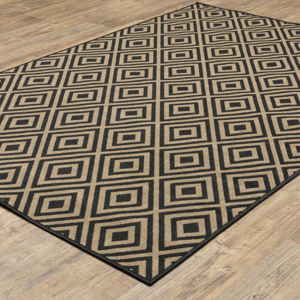 2' X 4' Black and Tan Geometric Stain Resistant Indoor Outdoor Area Rug - Homeroots - Flyclothing LLC