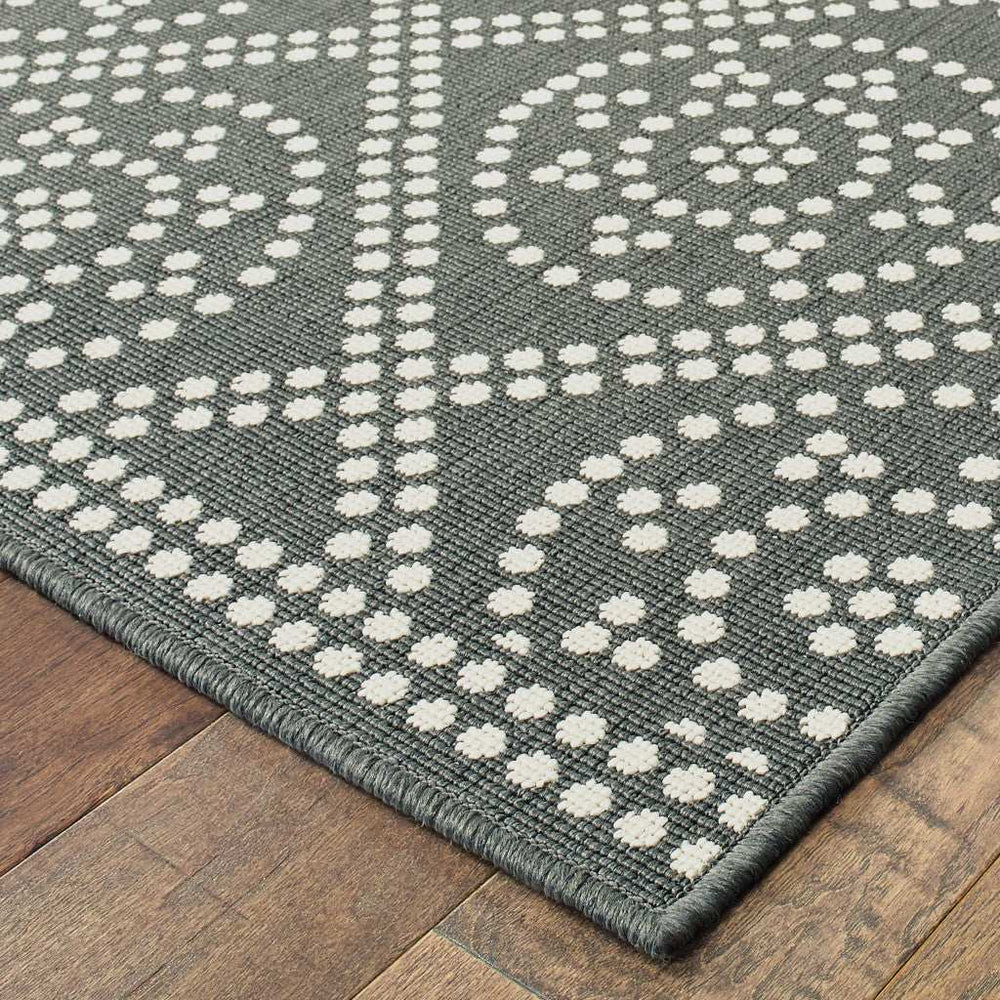 2' X 4' Gray and Ivory Geometric Stain Resistant Indoor Outdoor Area Rug - Homeroots - Flyclothing LLC