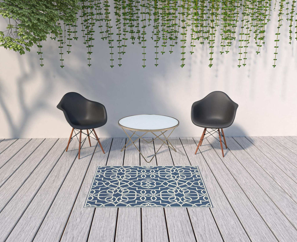 4' X 6' Blue and Ivory Geometric Stain Resistant Indoor Outdoor Area Rug - Homeroots - Flyclothing LLC