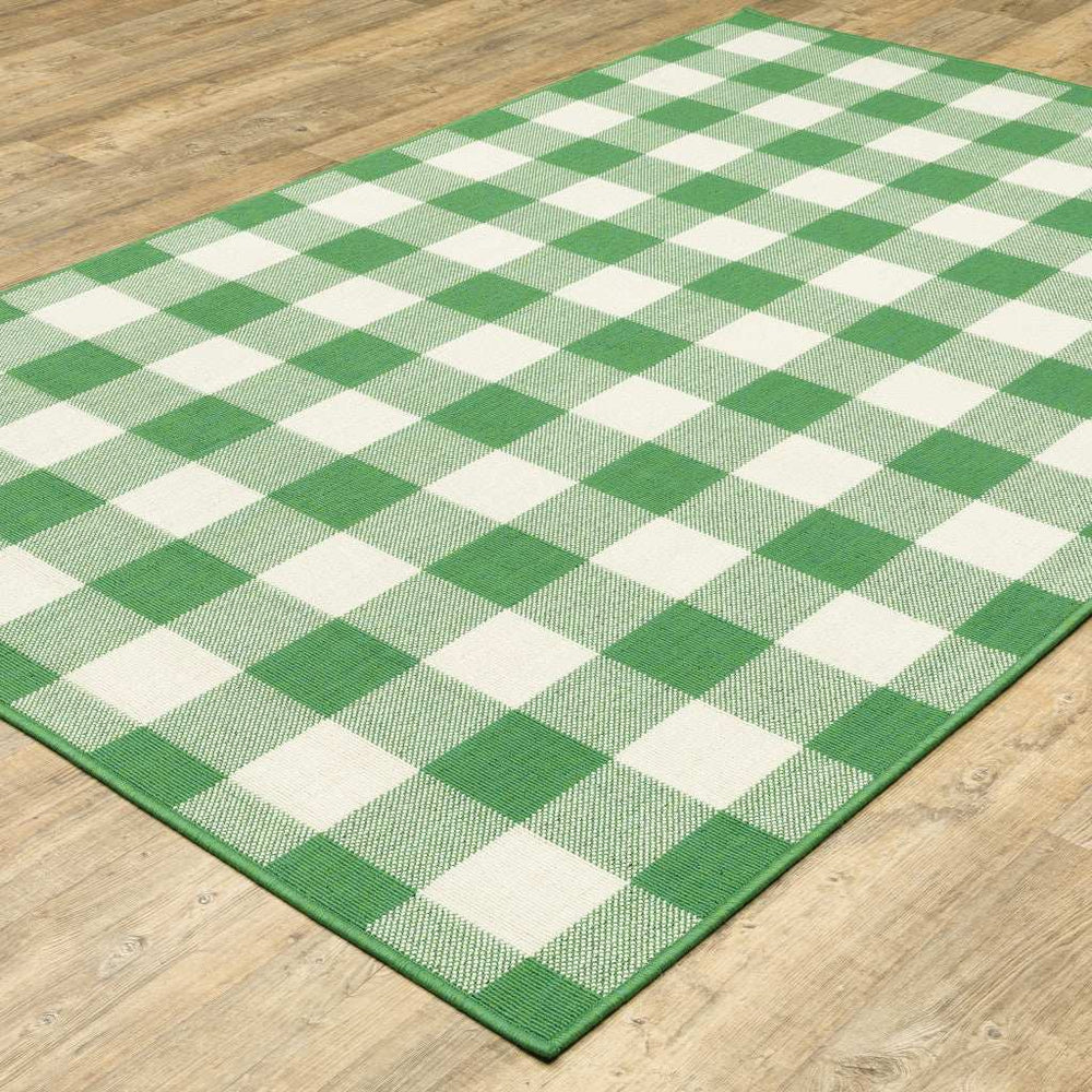 5' X 8' Green and Ivory Geometric Stain Resistant Indoor Outdoor Area Rug - Homeroots - Flyclothing LLC