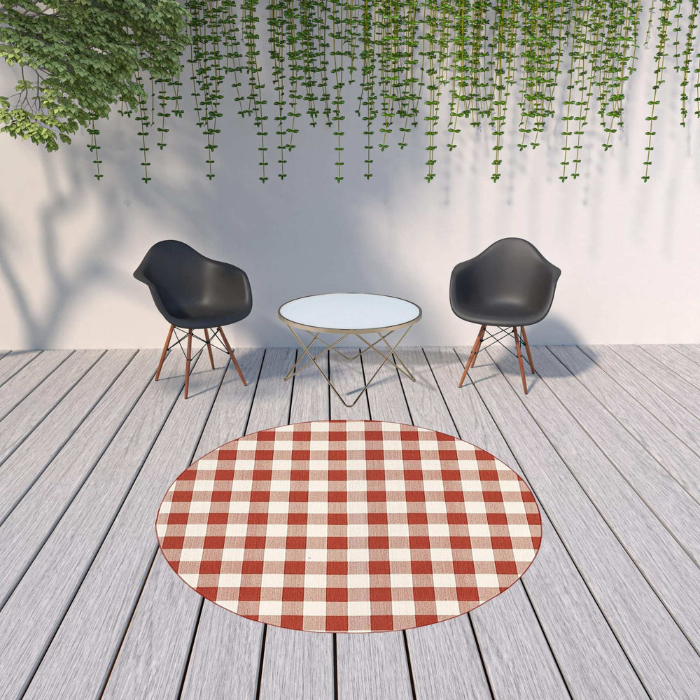 8' X 8' Red and Ivory Round Geometric Stain Resistant Indoor Outdoor Area Rug - Homeroots - Flyclothing LLC