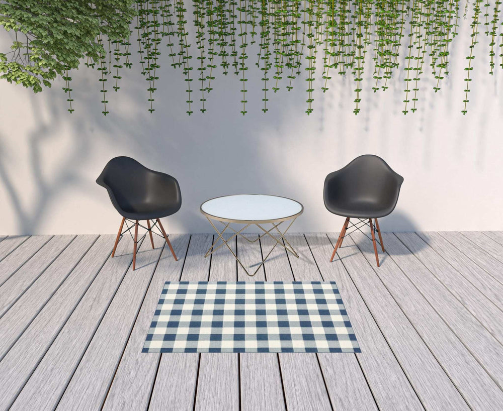 4' X 6' Blue and Ivory Geometric Stain Resistant Indoor Outdoor Area Rug - Homeroots - Flyclothing LLC