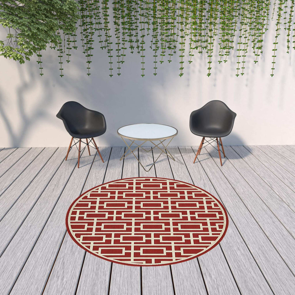 8' X 8' Red and Ivory Round Geometric Stain Resistant Indoor Outdoor Area Rug - Homeroots - Flyclothing LLC