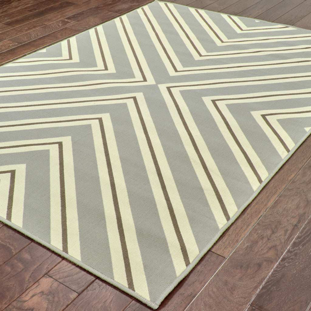 9' X 13' Gray and Ivory Geometric Stain Resistant Indoor Outdoor Area Rug - Homeroots - Flyclothing LLC