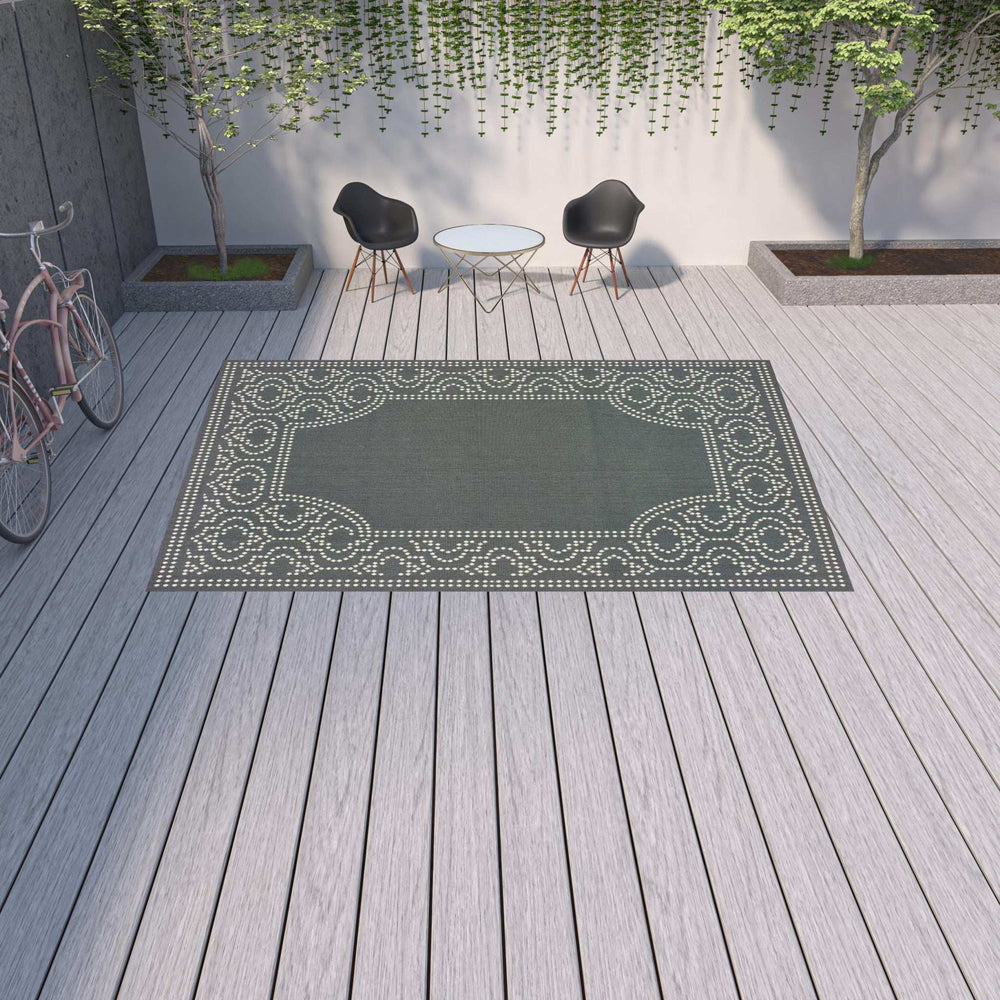 9' X 13' Gray and Ivory Stain Resistant Indoor Outdoor Area Rug - Homeroots - Flyclothing LLC