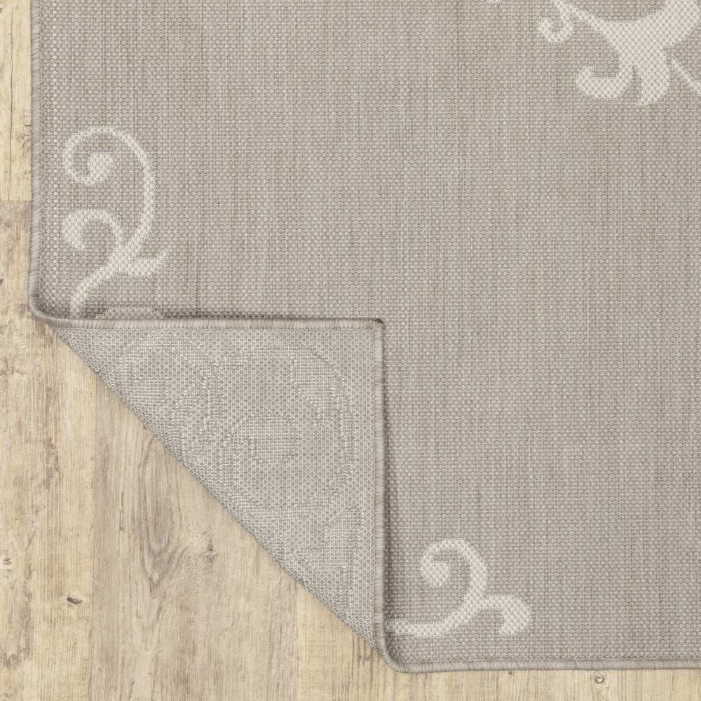 5' X 7' Gray and Ivory Oriental Stain Resistant Indoor Outdoor Area Rug - Homeroots - Flyclothing LLC