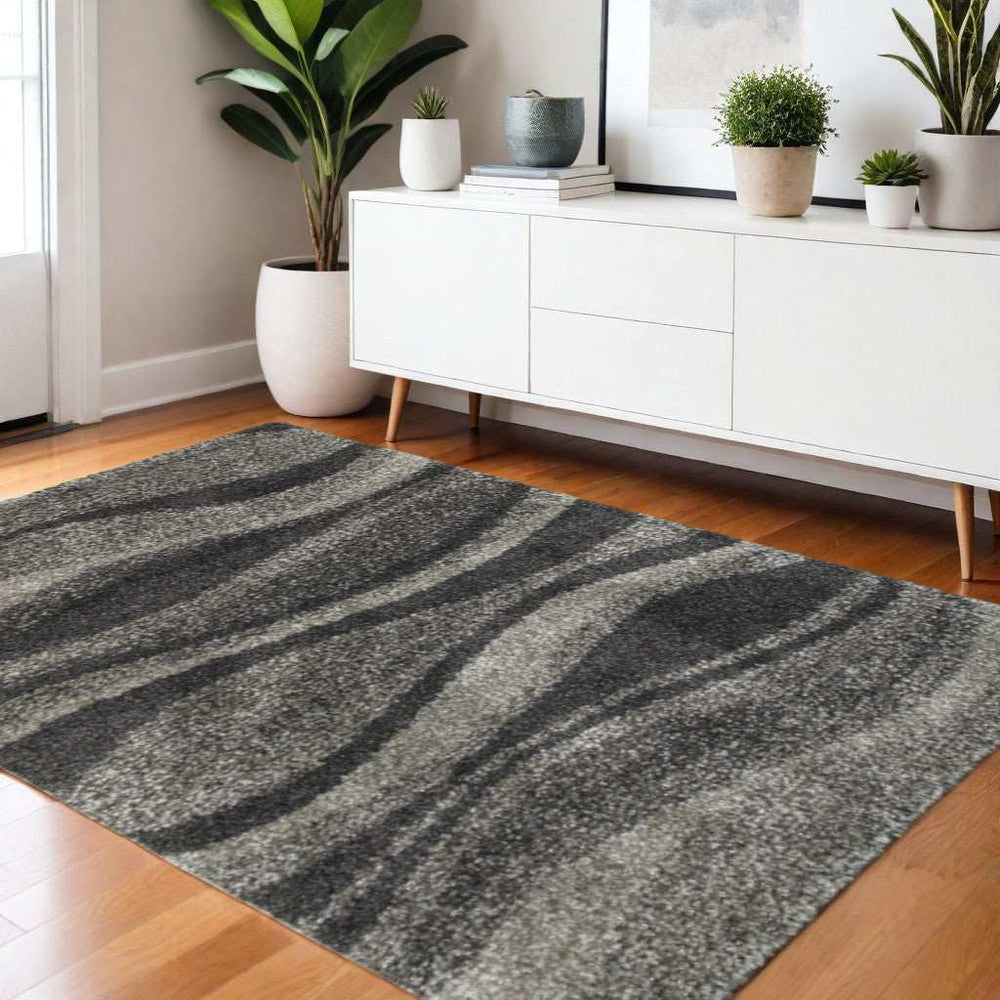 4' X 6' Charcoal Silver And Grey Abstract Shag Power Loom Stain Resistant Area Rug - Homeroots - Flyclothing LLC