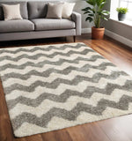 5' X 8' Grey And Ivory Geometric Shag Power Loom Stain Resistant Area Rug - Homeroots - Flyclothing LLC
