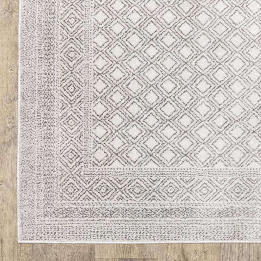 2' X 8' White And Grey Oriental Power Loom Stain Resistant Runner Rug - Homeroots - Flyclothing LLC