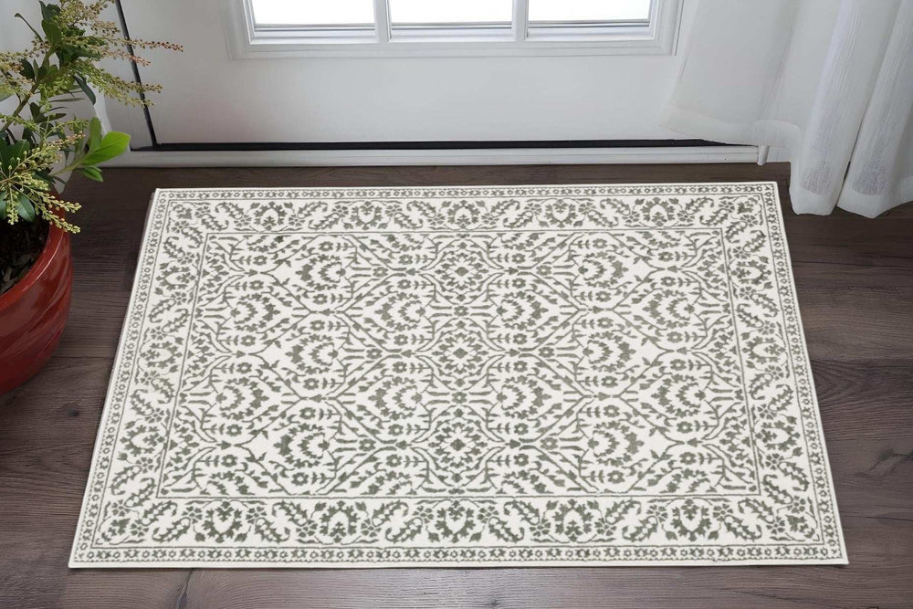 3' X 5' Grey And White Floral Power Loom Stain Resistant Area Rug - Homeroots - Flyclothing LLC