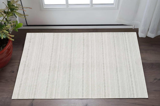 3' X 5' White And Grey Geometric Power Loom Stain Resistant Area Rug - Homeroots - Flyclothing LLC