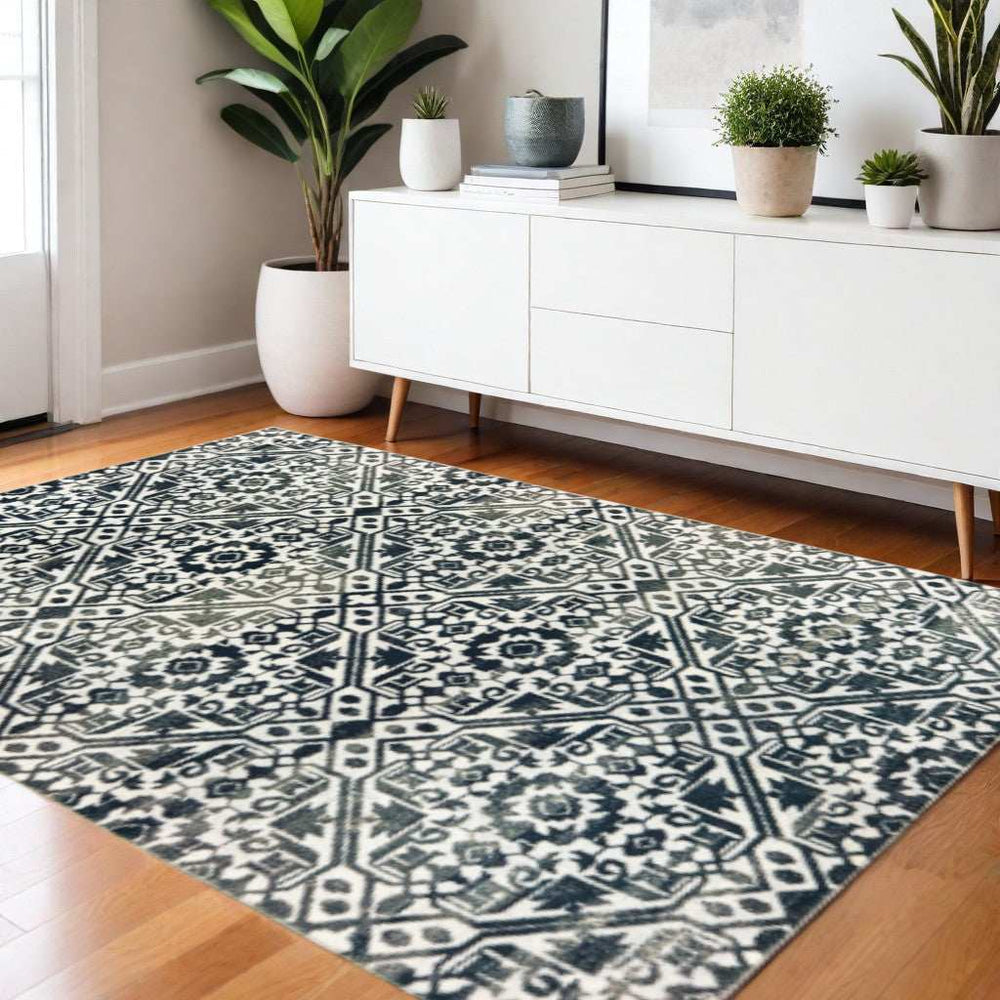 4' X 6' Navy And Ivory Geometric Power Loom Stain Resistant Area Rug - Homeroots - Flyclothing LLC