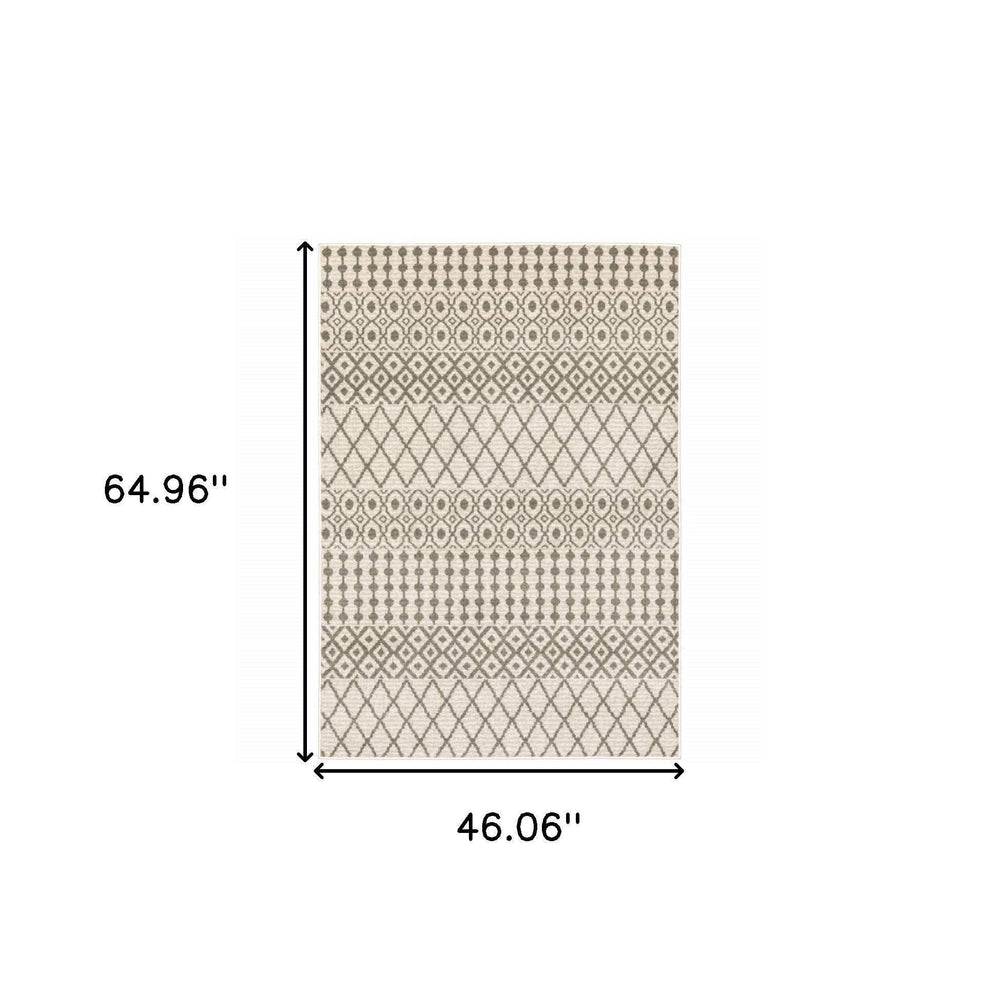 4' X 6' Ivory And Grey Geometric Power Loom Stain Resistant Area Rug - Homeroots - Flyclothing LLC