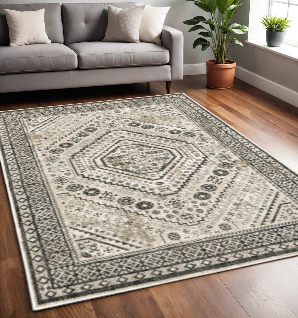 5' X 7' Ivory Grey Black And Ivory Oriental Power Loom Stain Resistant Area Rug - Homeroots - Flyclothing LLC