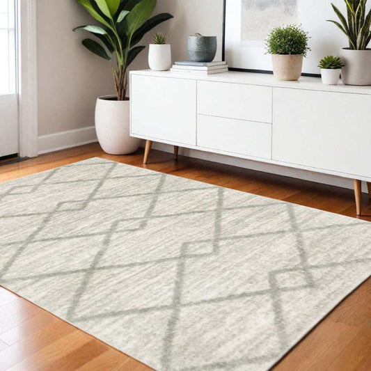 4' X 6' Ivory And Grey Geometric Shag Power Loom Stain Resistant Area Rug - Homeroots - Flyclothing LLC