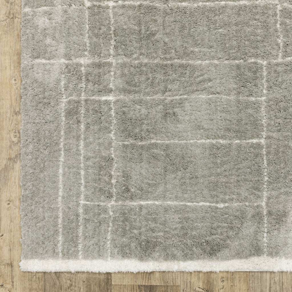 6' X 9' Grey And Ivory Geometric Shag Power Loom Stain Resistant Area Rug - Homeroots - Flyclothing LLC
