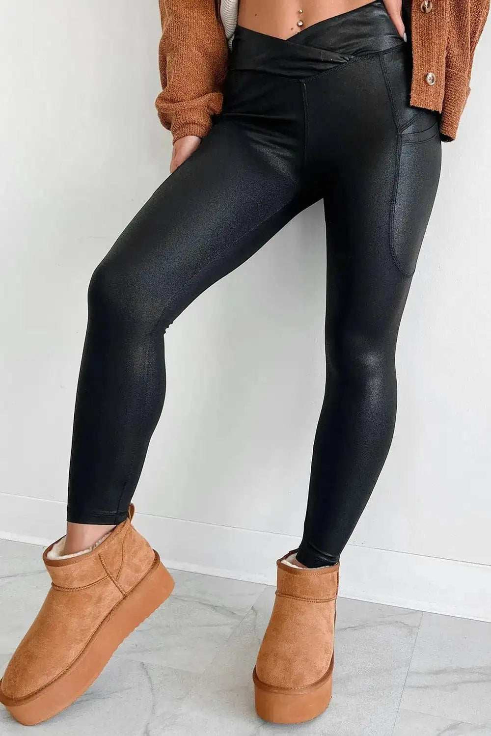Pocketed V-Cut Waist Leggings - Trendsi - Flyclothing LLC
