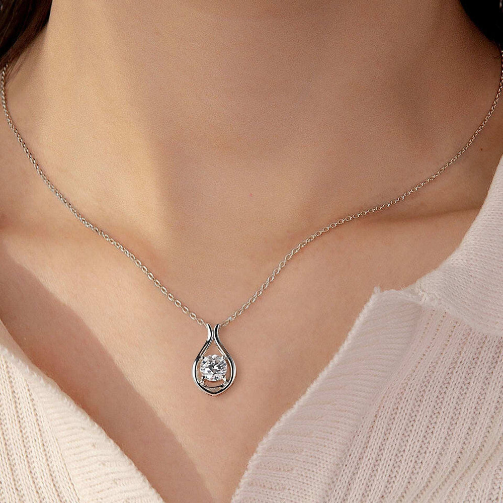 2 Carat Moissanite 925 Sterling Silver Pendant Necklace - Trendsi - Flyclothing LLC