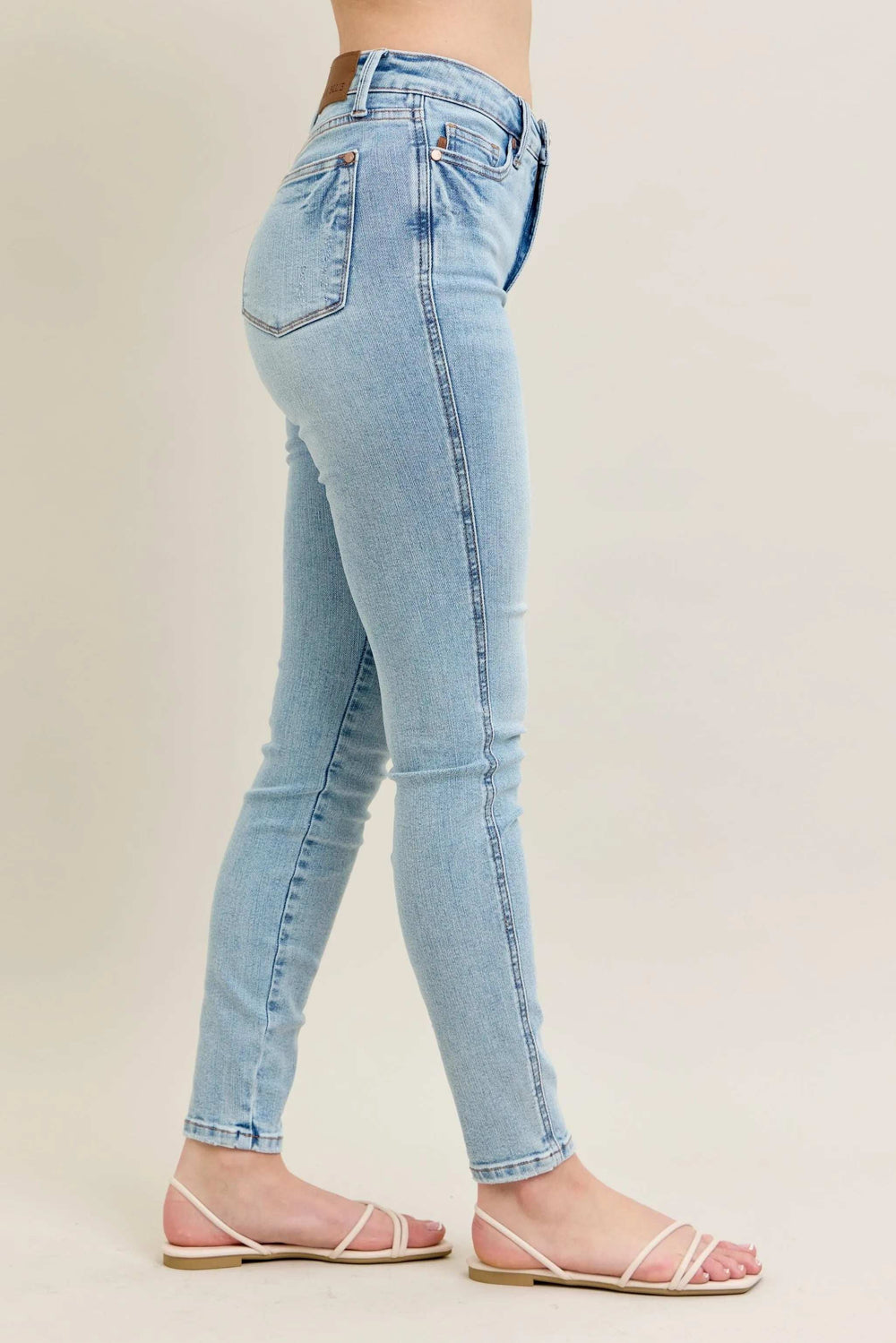Judy Blue Full Size Mr Tummy Control Vintage Wash Skinny Jeans Plus Size - Trendsi - Flyclothing LLC