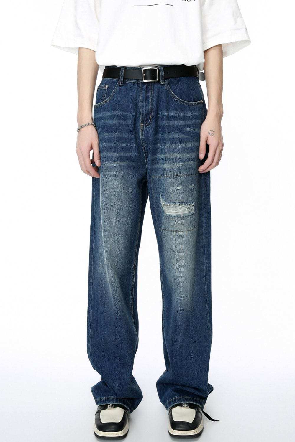 Men's Distressed Applique Straight Jeans - Trendsi - Flyclothing LLC
